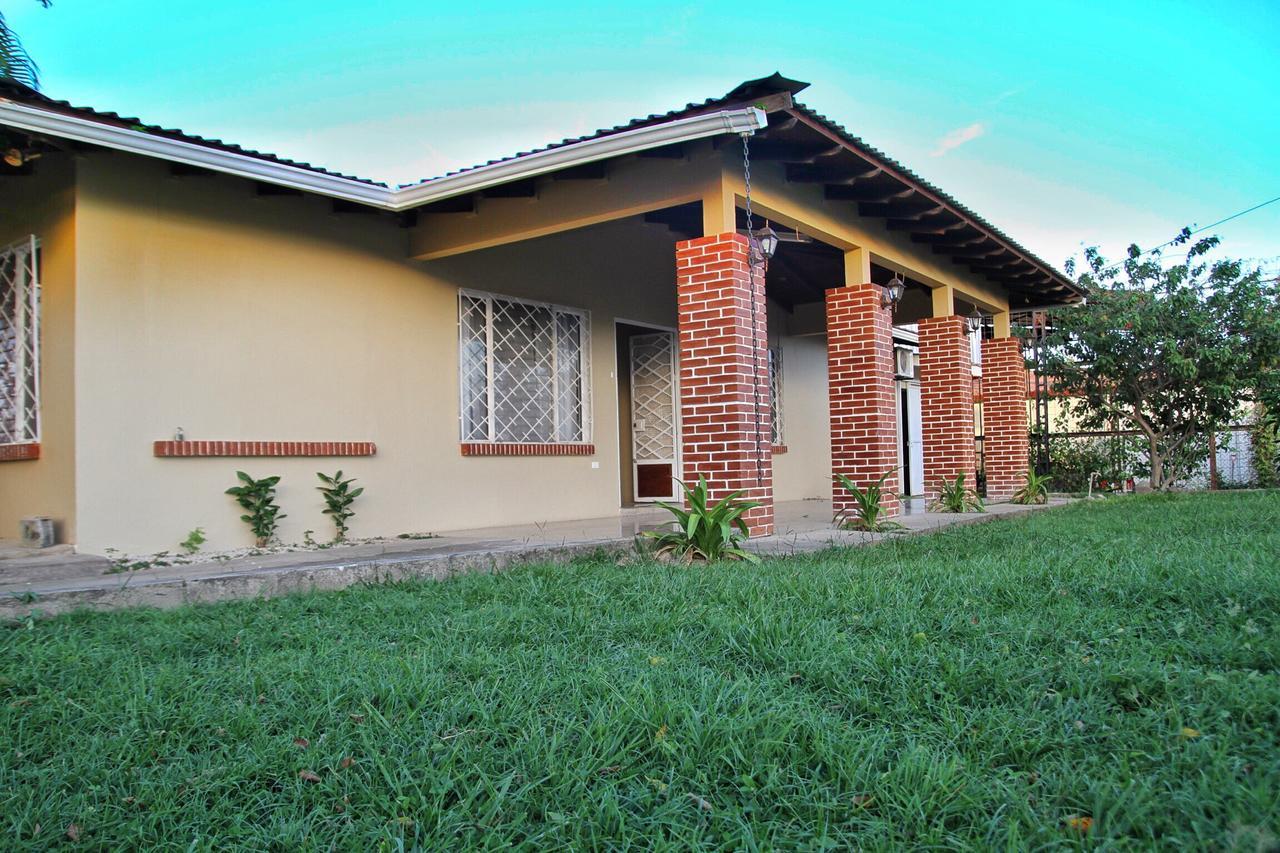 Hostal My Green House ลิเบเรีย ภายนอก รูปภาพ