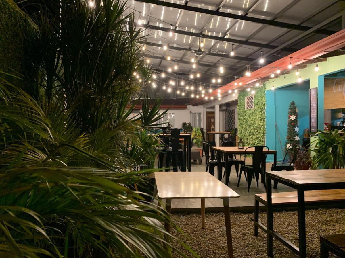 Hostal My Green House ลิเบเรีย ภายนอก รูปภาพ